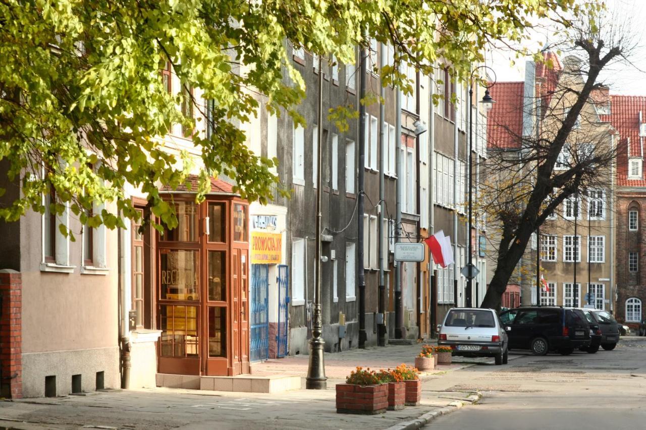 Dom Aktora Aparthotel - Gdansk — Zdjęcia 1